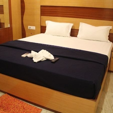 Hotel Royal Palace Port Blair Exterior photo